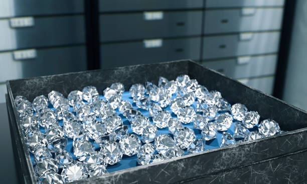 Real vs Fake Diamonds: How to Tell