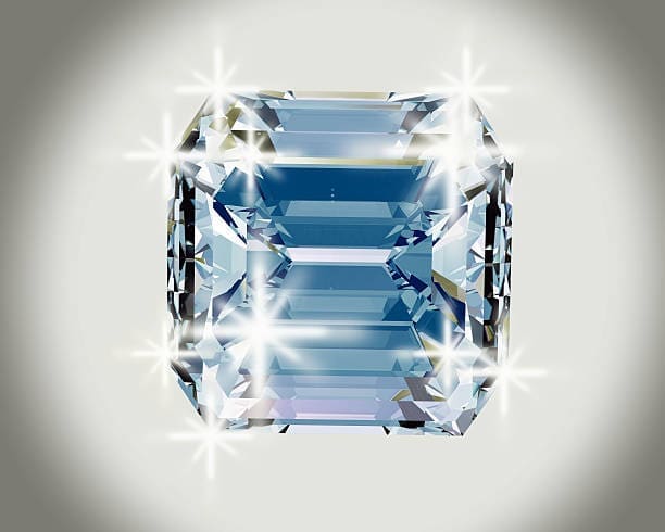Close-up of the Wittelsbach-Graff Diamond, the centuries-old royal blue diamond known for its deep color, historic legacy, and exceptional brilliance. 1